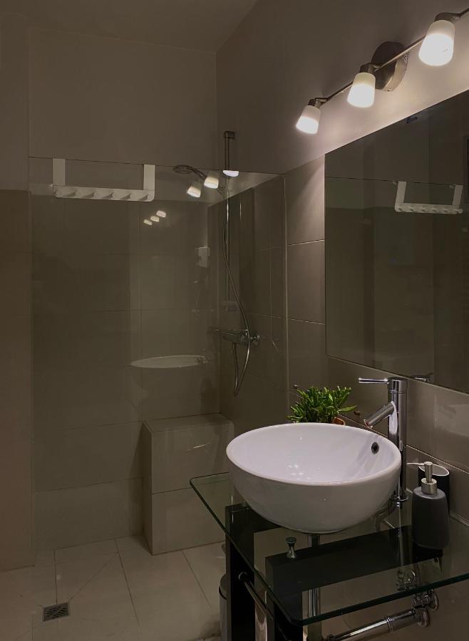 D7 Apartment Краков Экстерьер фото